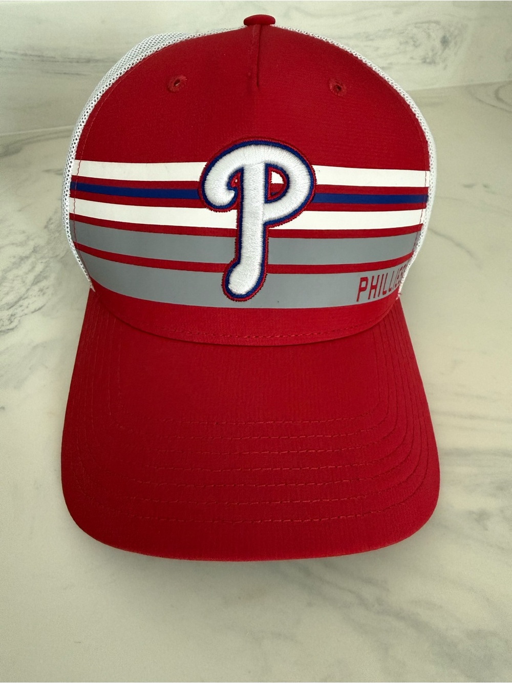 Philadelphia Red P Mesh-Back Baseball Hat